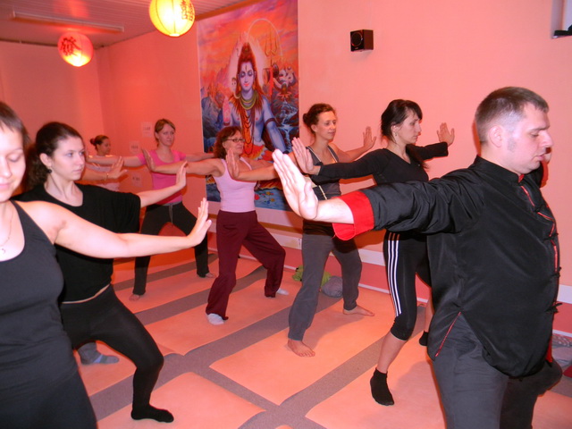 Цигун йога в Минске +375 29 6384599