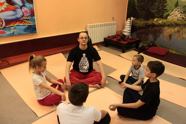 детская йога, детский цигун, детская гимнастика, дыхательная гимнастика для детей